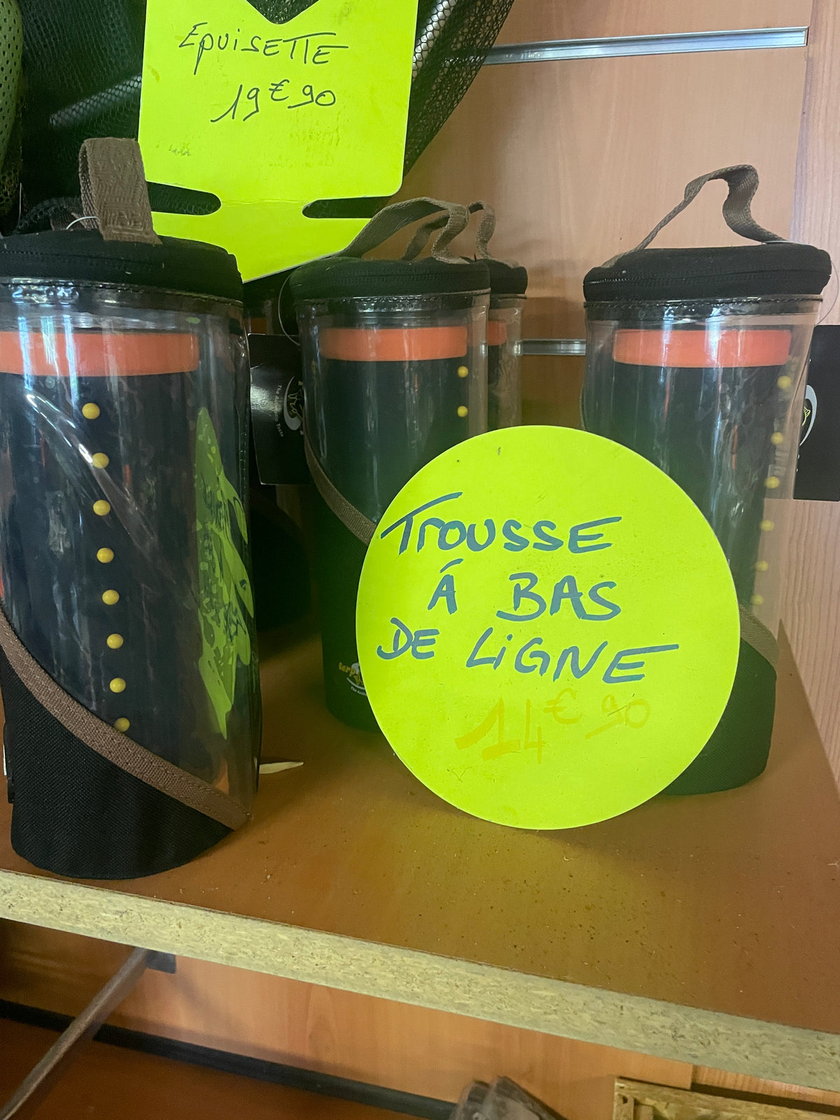 Boîte organiseur mat noir compacte
